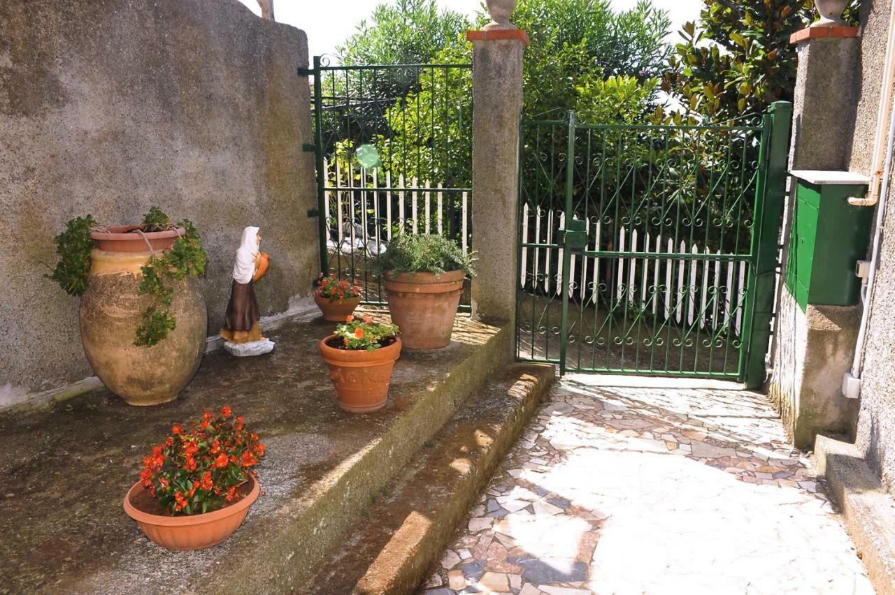 Apartamento Casa Di Erika Varazze Exterior foto