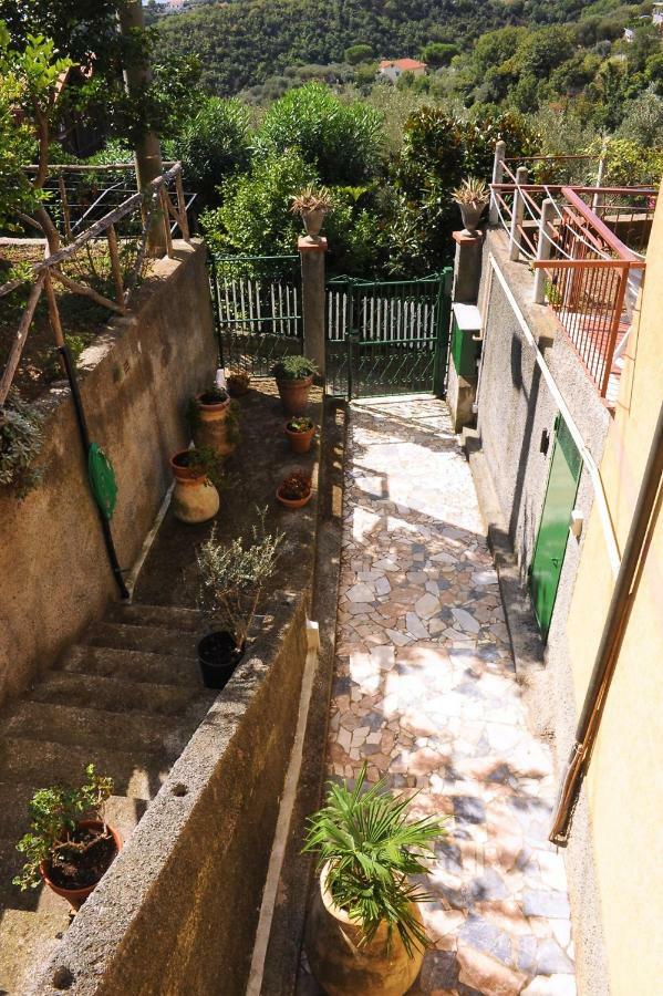Apartamento Casa Di Erika Varazze Exterior foto
